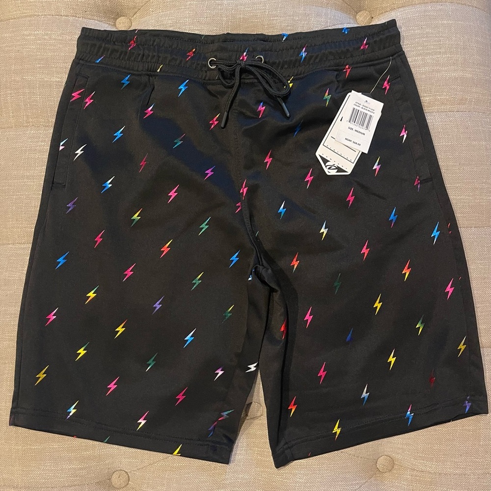NWT Men’s medium Drill Clothing Company mulitcolor board shorts.